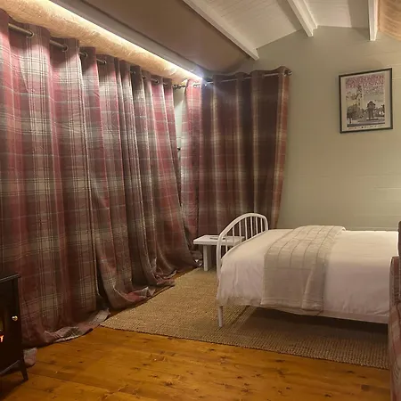 The Creevy Apartment *