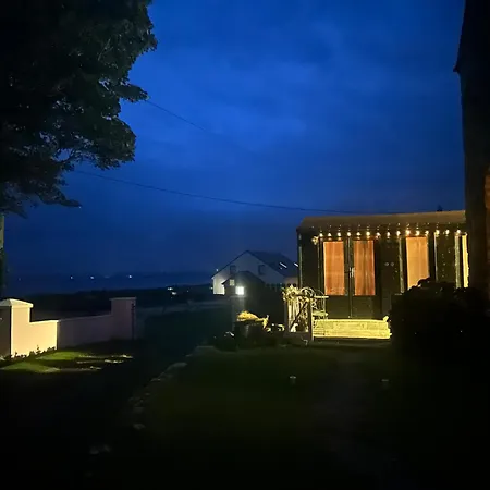 The Creevy Apartment *